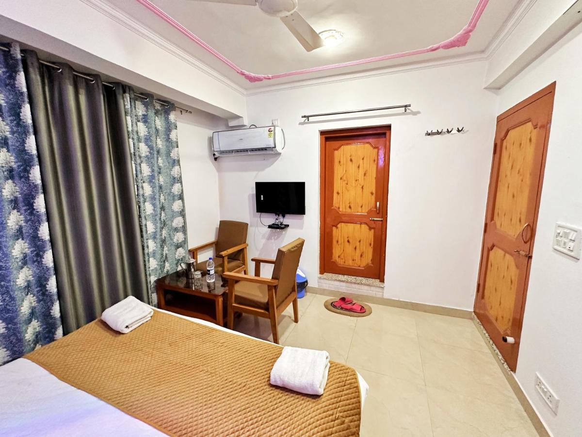 Roseline Inn Srīnagar Exteriér fotografie