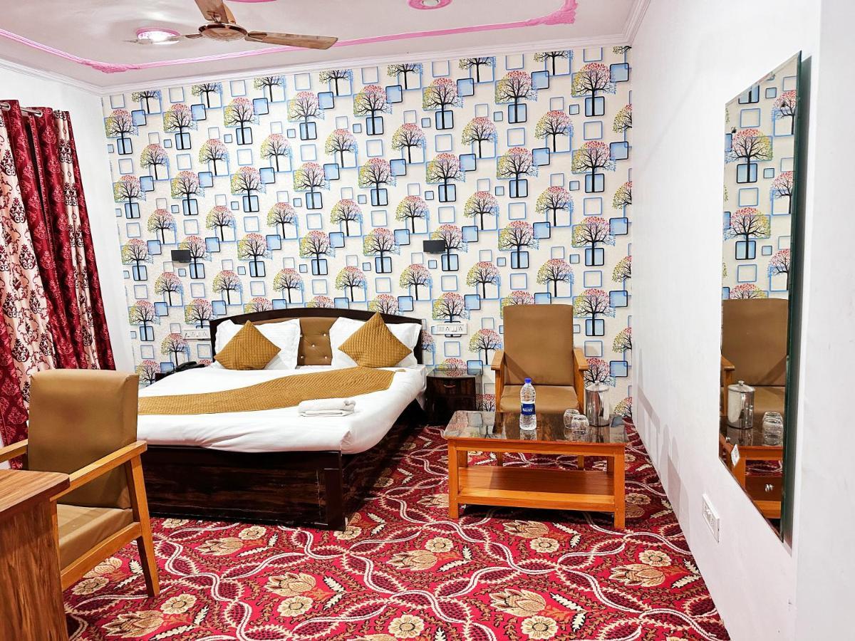 Roseline Inn Srīnagar Exteriér fotografie