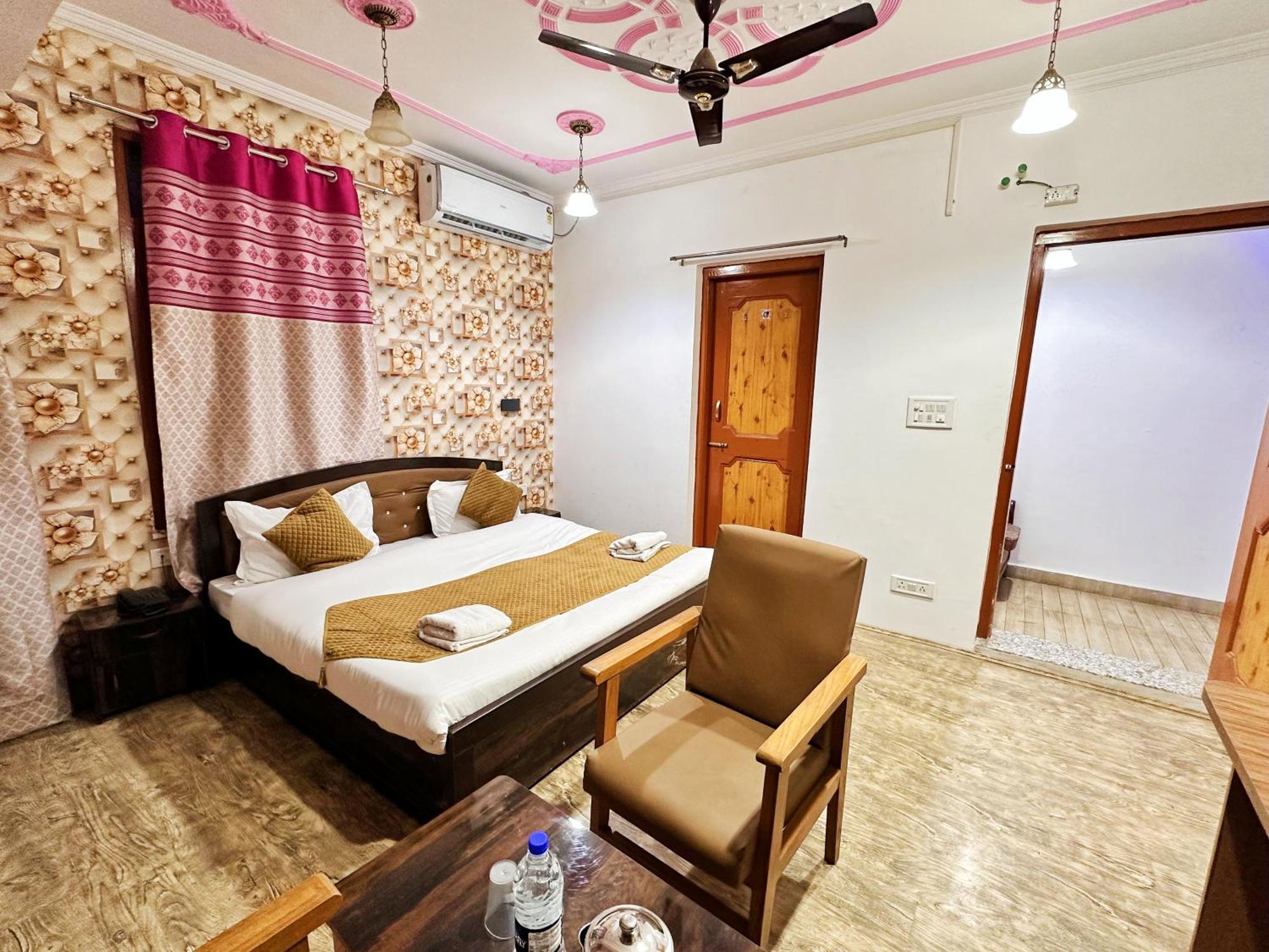 Roseline Inn Srīnagar Exteriér fotografie